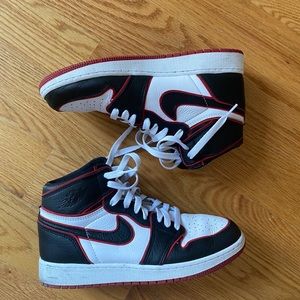 Air Jordan 1 Black Red White Women’s size 7 GS 5.5